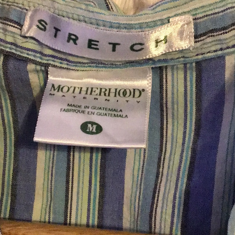 Medium Motherhood adorable maternity shirt - Picture 4 of 5